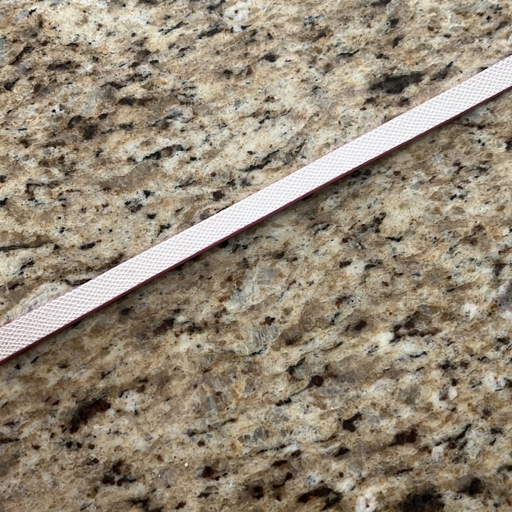 WHBM pink skinny belt - Picture 4 of 5